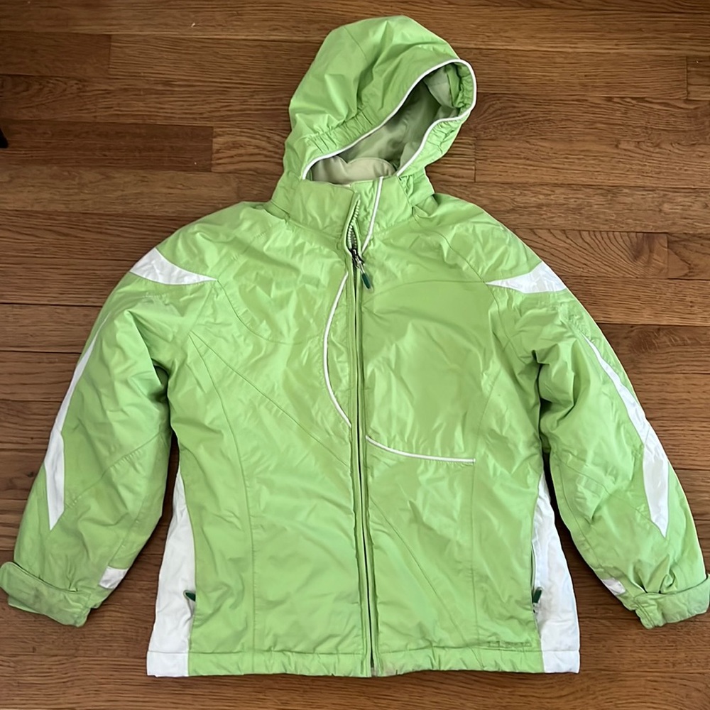 LL Bean winter coat.  Great condition. Size 10-12. Lime green.